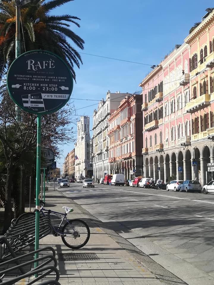 B.House Bed & Breakfast Cagliari Exterior photo